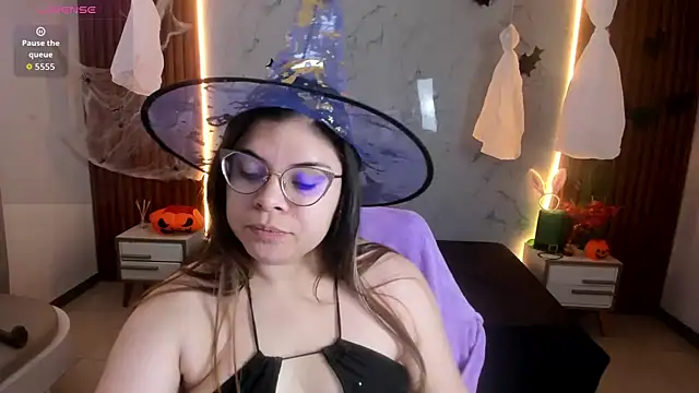 shasha bloom online show from 10.31.25