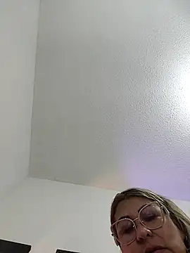 AlexxiaaMat online show from 11.12.25