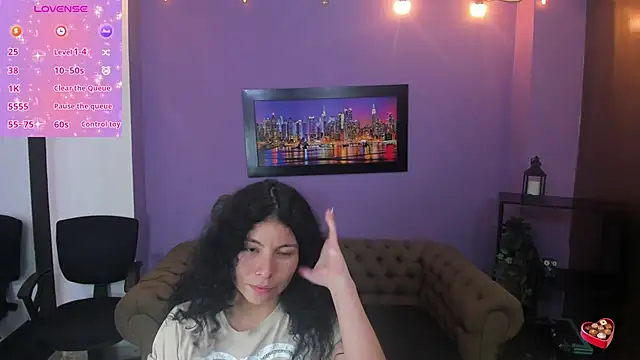 Snapshot of angelita_martins chatting on 10.19.25 angelita martins online show from 10.19.25