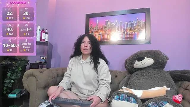 Snapshot of angelita_martins chatting on 10.30.25 angelita martins online show from 10.30.25