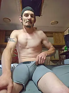 mike42088 online show from 04.17.26