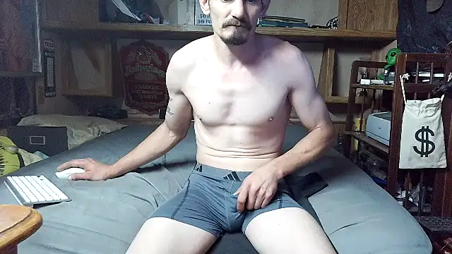 Snapshot of mike42088 chatting on 05.16.26 mike42088 online show from 05.16.26