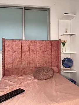 salomecute21 online show from 02.05.26