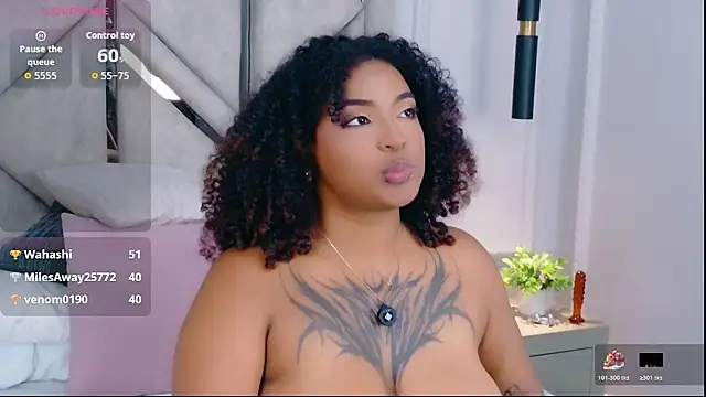 Cristal-Jonnes online show from 04.11.26