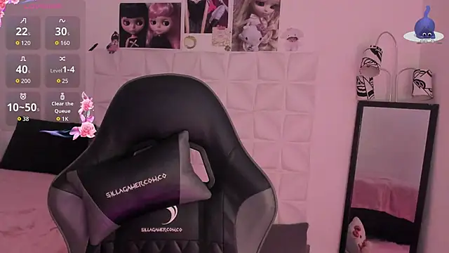 Snapshot of JuliethMoss chatting on 11.12.25 JuliethMoss online show from 11.12.25