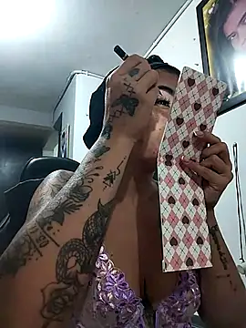 Snapshot of Pamelamiler__ chatting on 11.10.25 Pamelamiler online show from 11.10.25