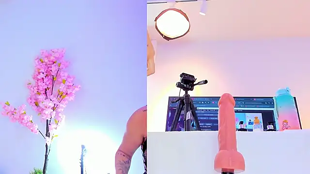 maily zanss online show from 10.14.25