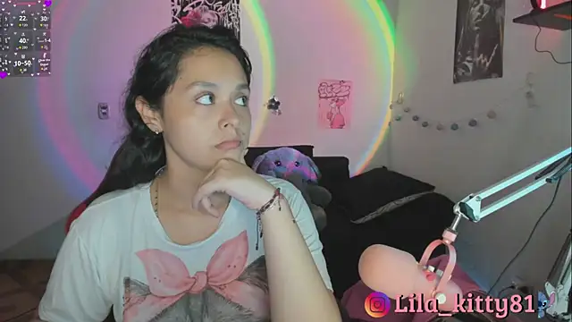 Snapshot of lila_kitty81 chatting on 11.12.25 lila kitty81 online show from 11.12.25