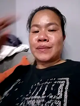 Snapshot of AsianbouncieGIRL chatting on 03.02.26 AsianbouncieGIRL online show from 03.02.26