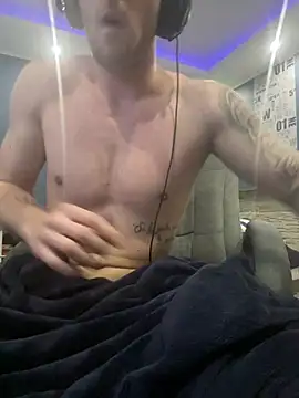 Sexaddict05 online show from 05.25.26