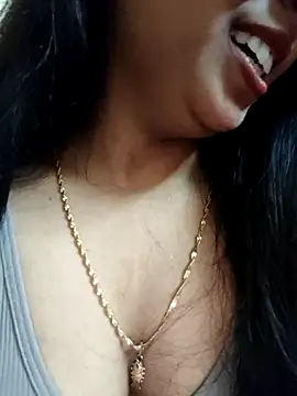 Maahhii 2 online show from 09.28.25