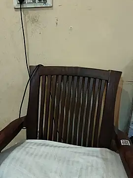 Maahhii 2 online show from 11.10.25