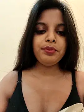 Maahhii 2 online show from 11.27.25