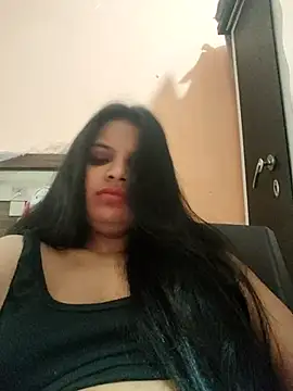 Maahhii 2 online show from 04.11.26