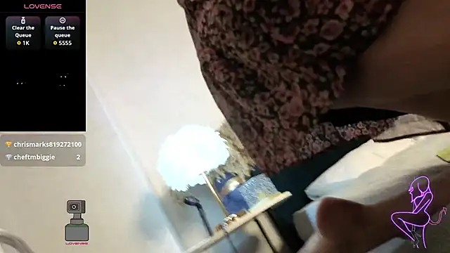 Lia Reyn online show from 09.21.25