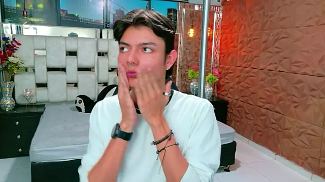 alandelrey57 online show from 01.08.26