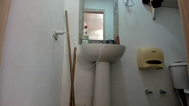 ALYANNA HOT  online show from 11.11.25