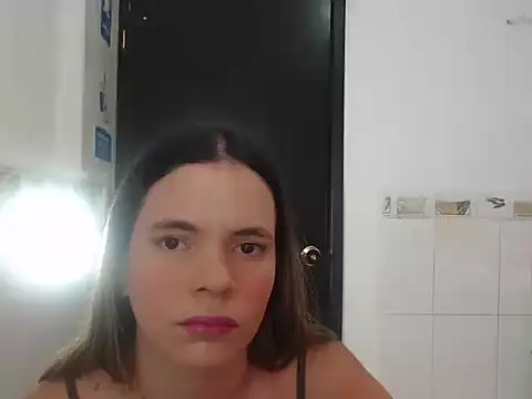 Snapshot of maira_tf chatting on 11.20.25 maira tf online show from 11.20.25