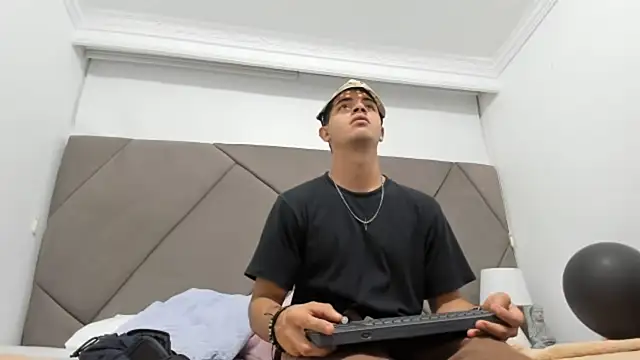 andrew colleman online show from 10.27.25