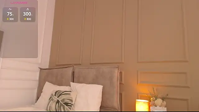 Ashley-Evans online show from 12.12.24