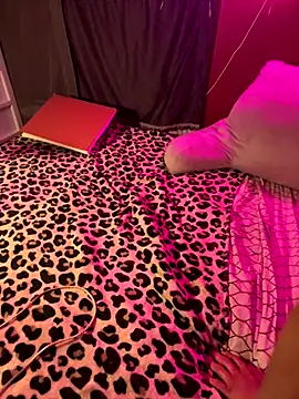 Snapshot of TranSexualJade95 chatting on 09.13.25 TranSexualJade95 online show from 09.13.25