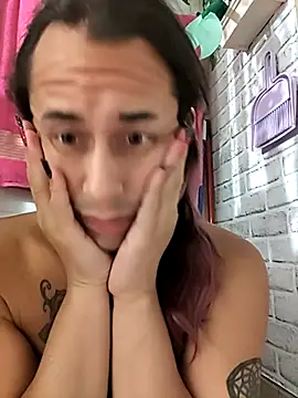 Snapshot of TranSexualJade95 chatting on 10.03.25 TranSexualJade95 online show from 10.03.25