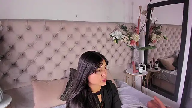 Snapshot of AbbyBeck chatting on 03.21.26 AbbyBeck online show from 03.21.26