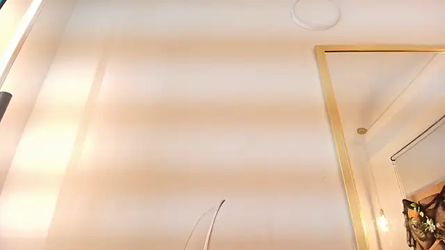 zarah andrew   online show from 10.14.25