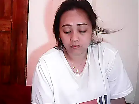 Snapshot of Pinay_Chubby20 chatting on 04.09.26 Pinay Chubby20 online show from 04.09.26