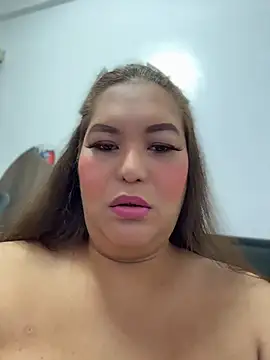 Snapshot of ashleygrahamts chatting on 06.04.26 ashleygrahamts online show from 06.04.26