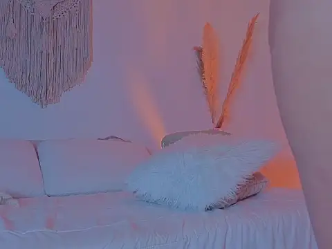 Alice-Benette online show from 01.16.26