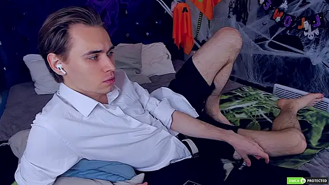 WilliamDyson online show from 10.16.25