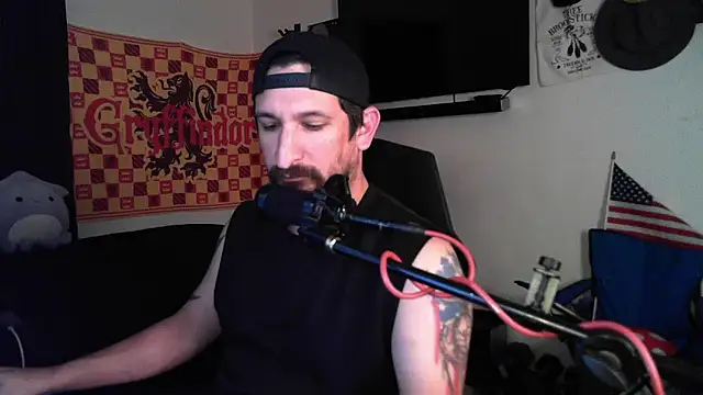 DevilPup75  online show from 09.11.25