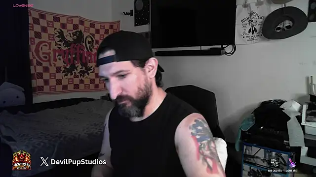 DevilPup75  online show from 02.05.26