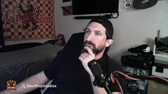 DevilPup75  online show from 02.08.26