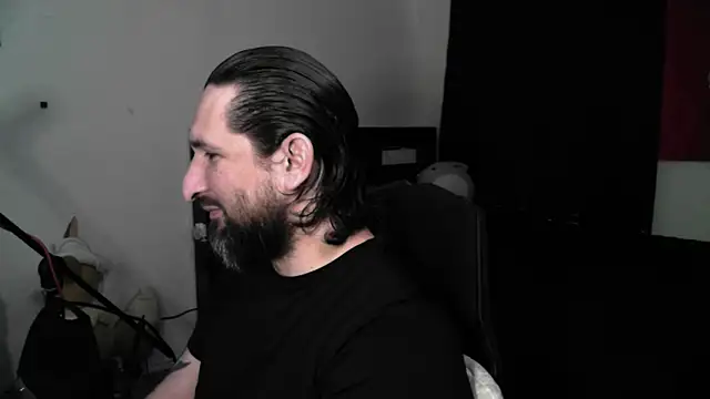 DevilPup75  online show from 05.18.26