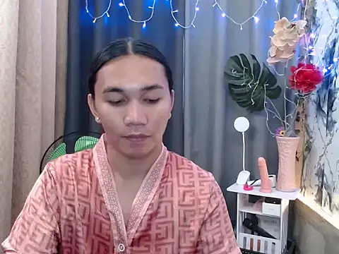 Snapshot of Shikagamhe23 chatting on 04.10.26 Shikagamhe23 online show from 04.10.26