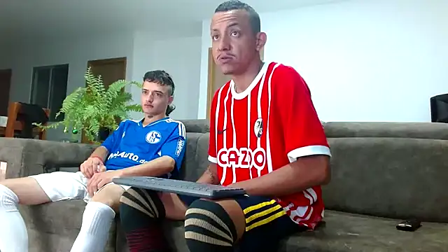 skinny23cm online show from 12.14.24