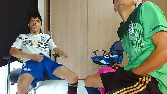 skinny23cm online show from 02.05.25