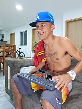 skinny23cm online show from 03.20.25