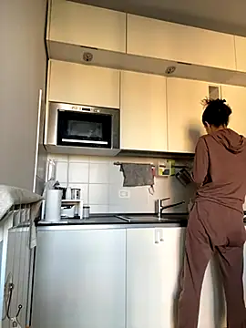 Sora pasquale online show from 09.30.25