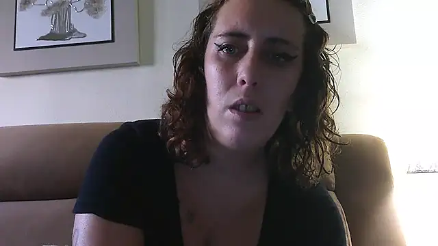 Snapshot of laxinna123 chatting on 10.23.25 laxinna123 online show from 10.23.25