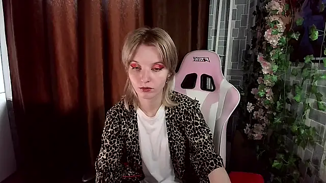 Madelaineses online show from 05.24.26