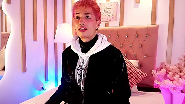 OzorioDany online show from 04.13.26