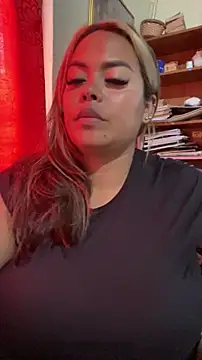 Snapshot of EmilyDuran_ chatting on 05.22.26 EmilyDuran online show from 05.22.26
