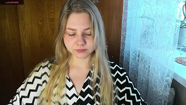 AlinaMors online show from 10.18.25