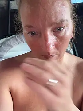 JustYourNormalCouple online show from 10.11.25