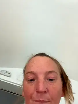 JustYourNormalCouple online show from 11.06.25