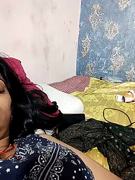 Snapshot of Soniya_Roy chatting on 09.21.25 Soniya Roy online show from 09.21.25