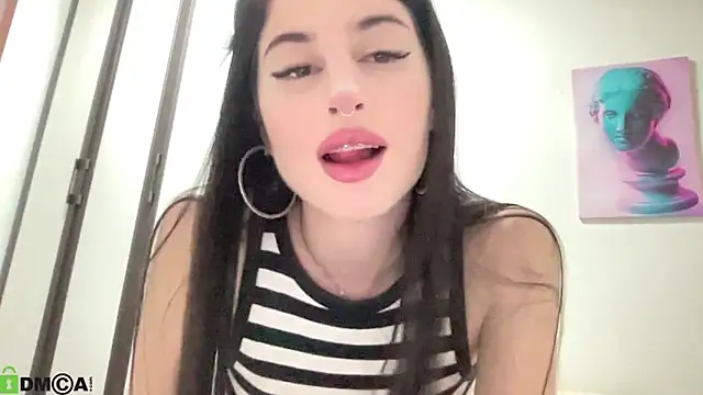 Snapshot of meowallen chatting on 09.25.25 meowallen online show from 09.25.25